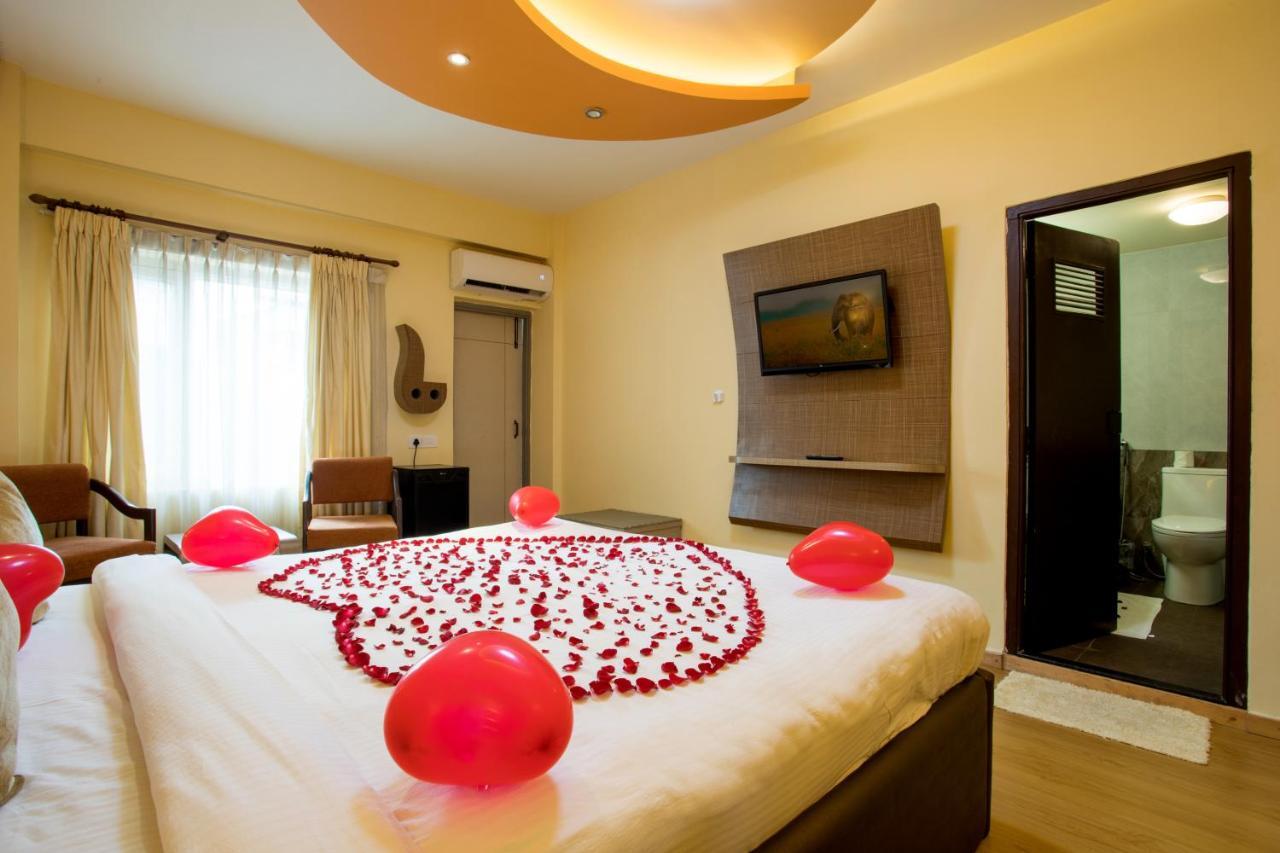 Deluxe Double Room 24 hours Check on First Spa Treatment & One-Way Complimentary Airport Transfer