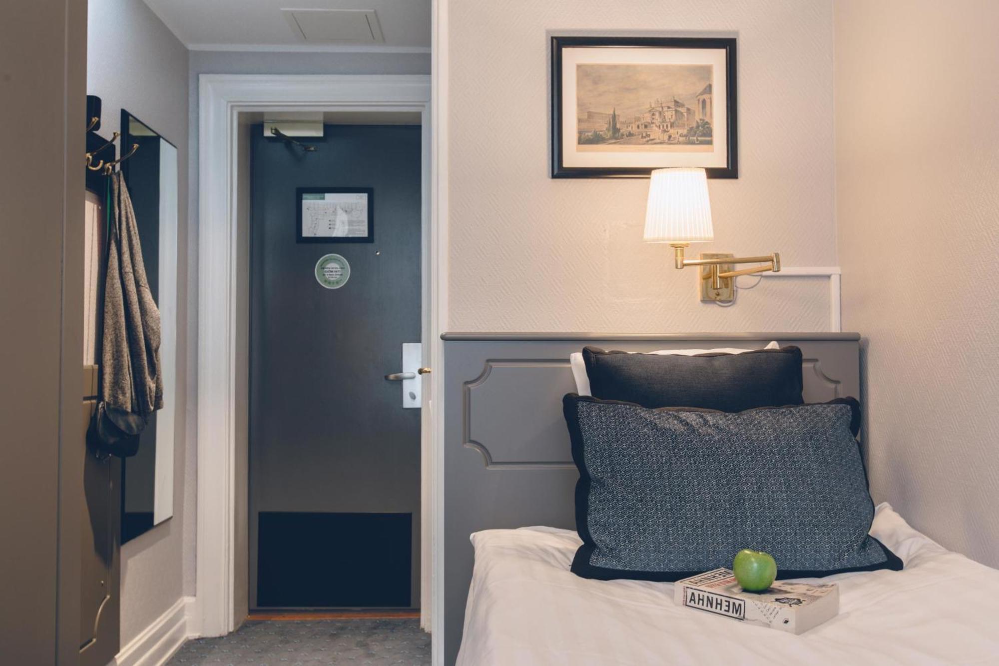 Single Room Budget