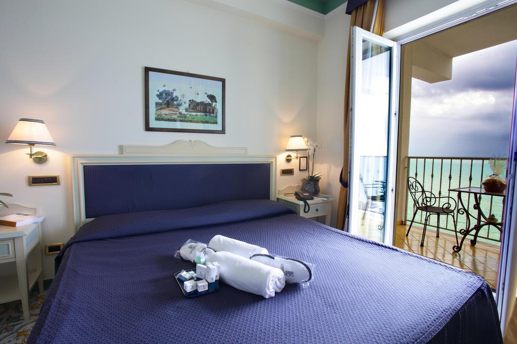 Double Room Sea View