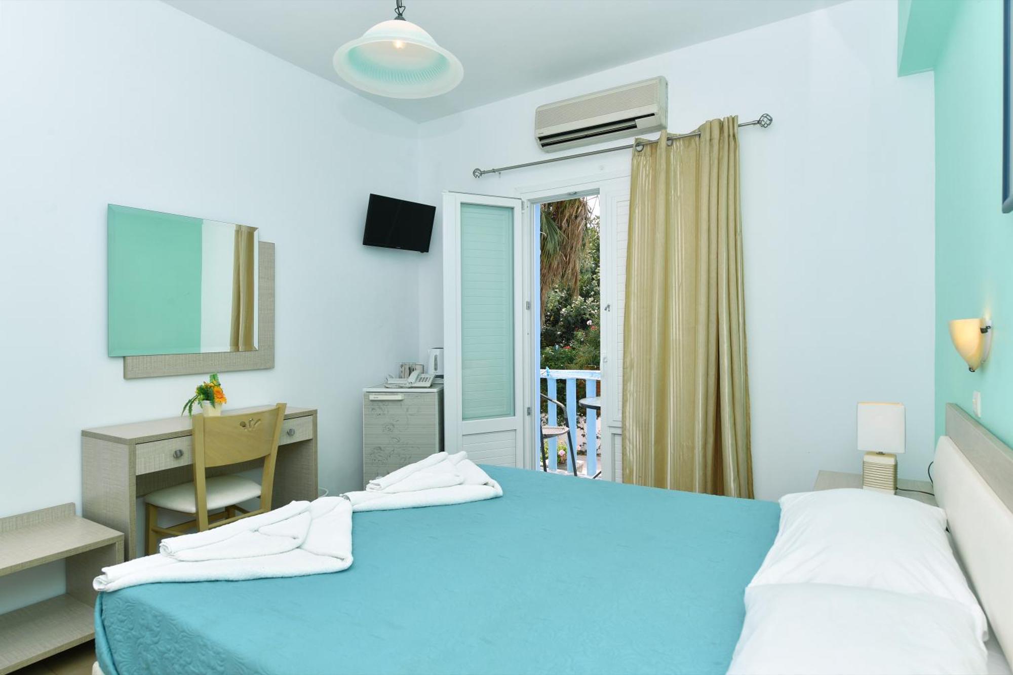 Double or Twin Room,913965658:JPEG