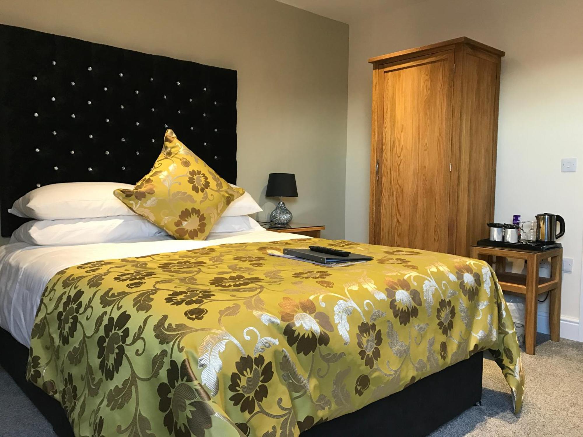 Superior King Room