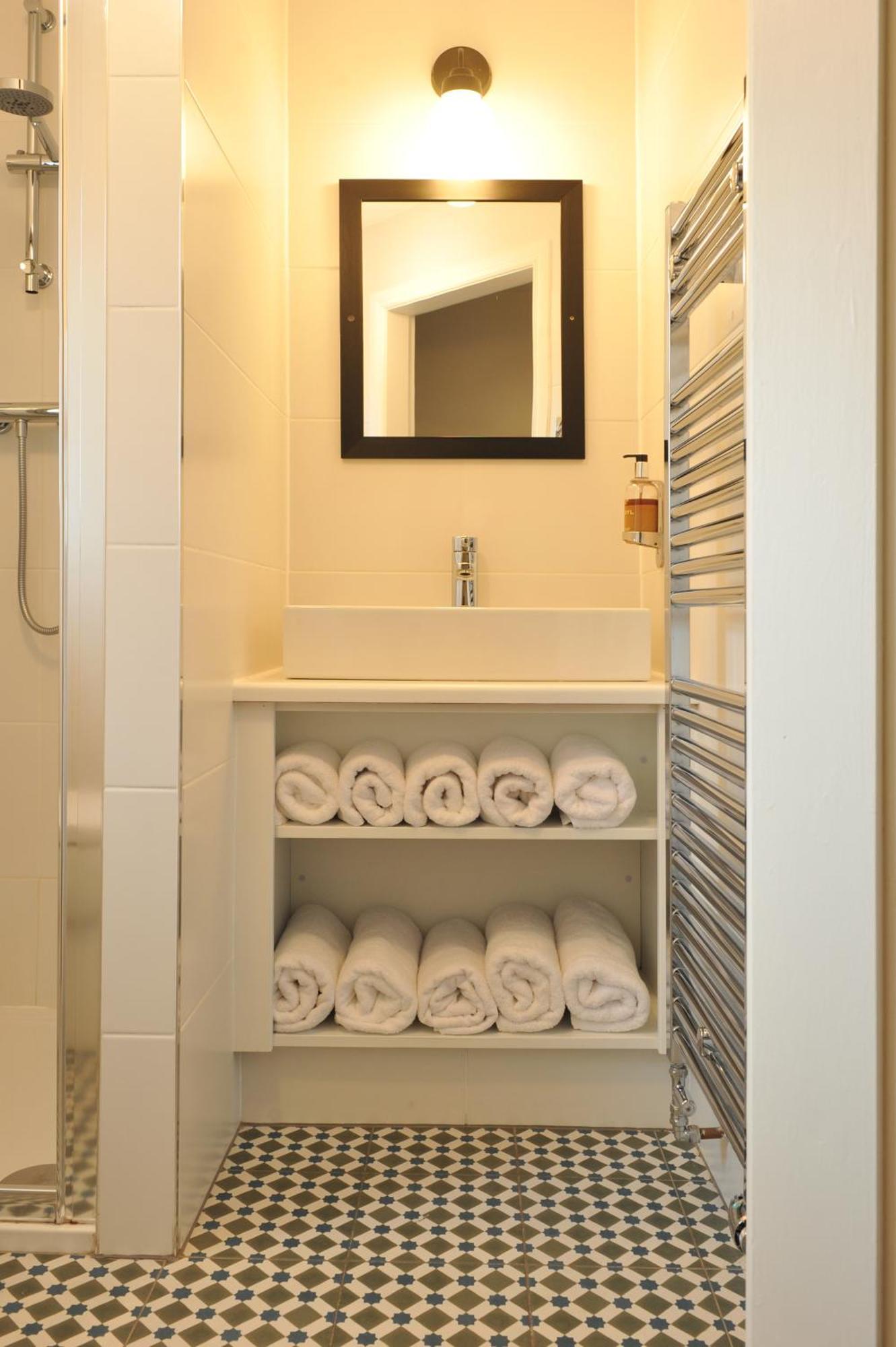 Large Single Room