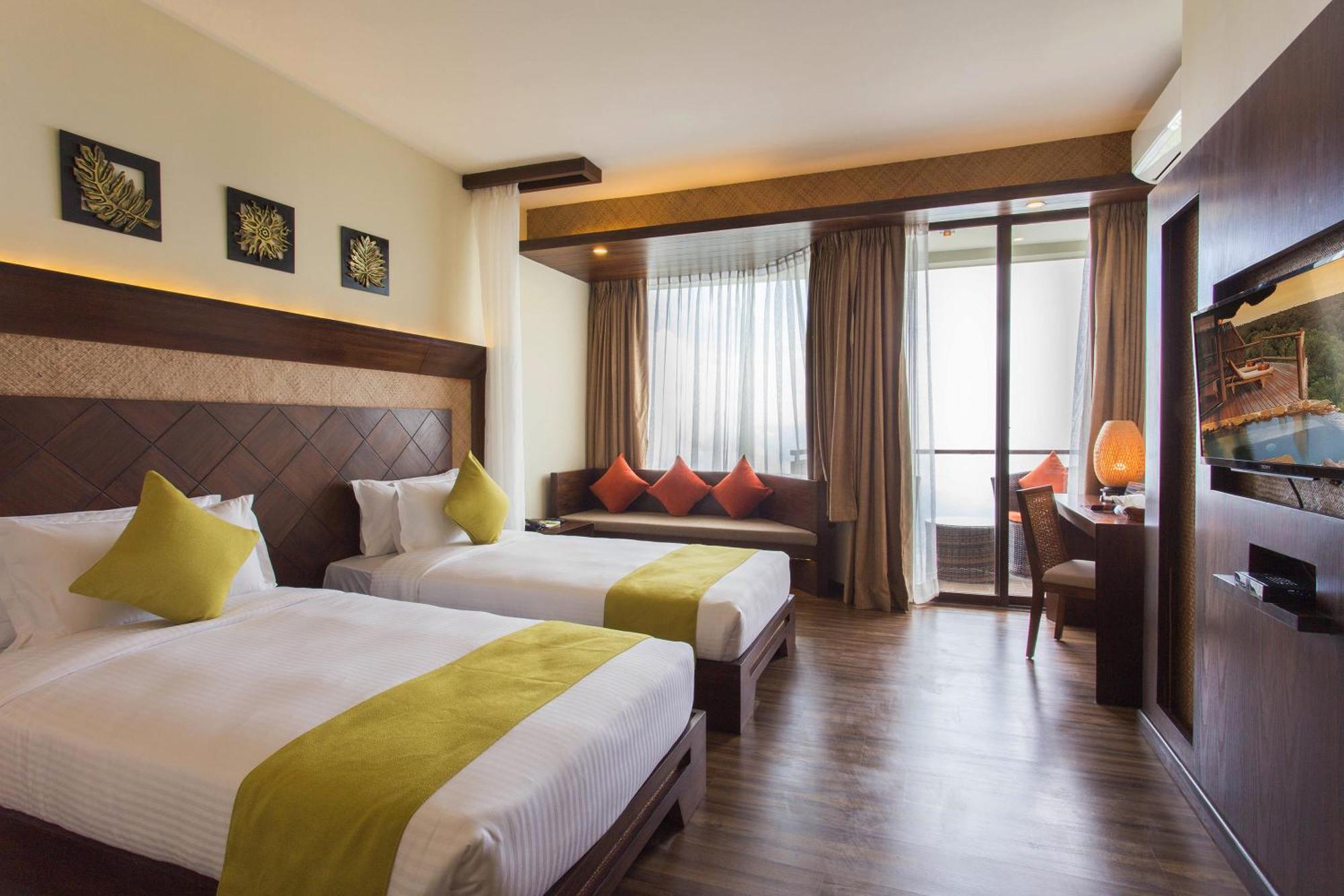Deluxe Double or Twin Room Mountain View on Food Beverages on Spa