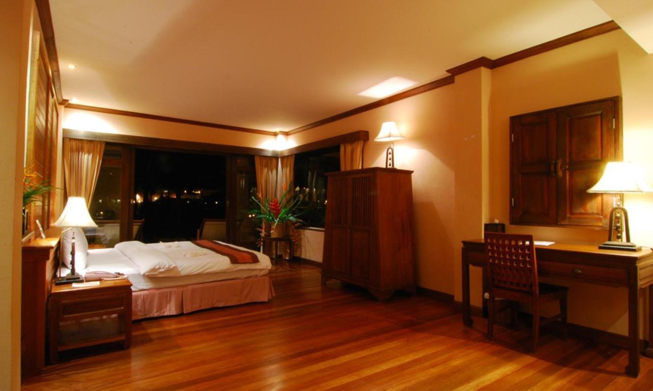 Habitación Doble Deluxe con vistas laterales al mar - 1 o 2 camas