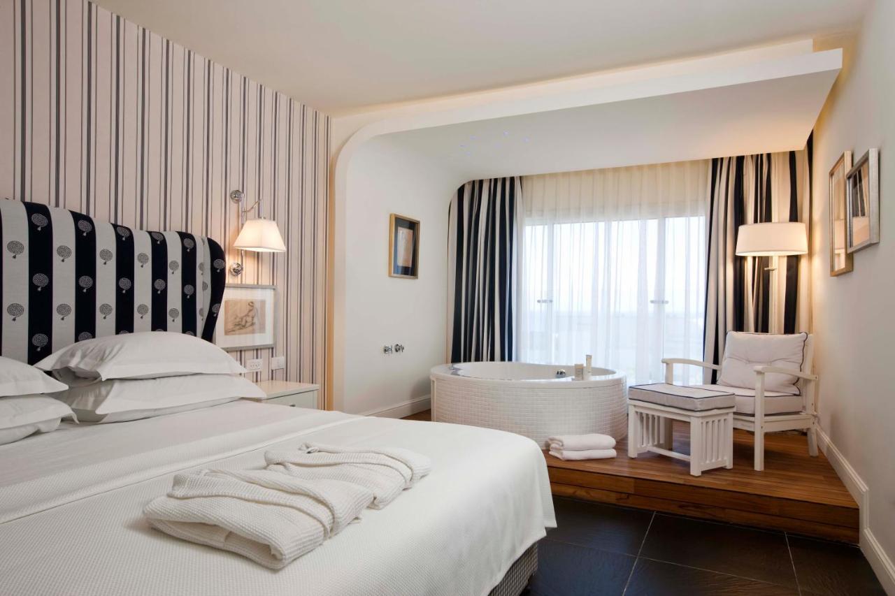 Chambre Double Supérieure avec Bain à Remous Privatif