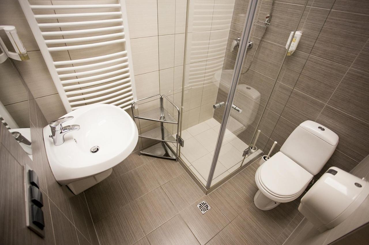Economy Single Room