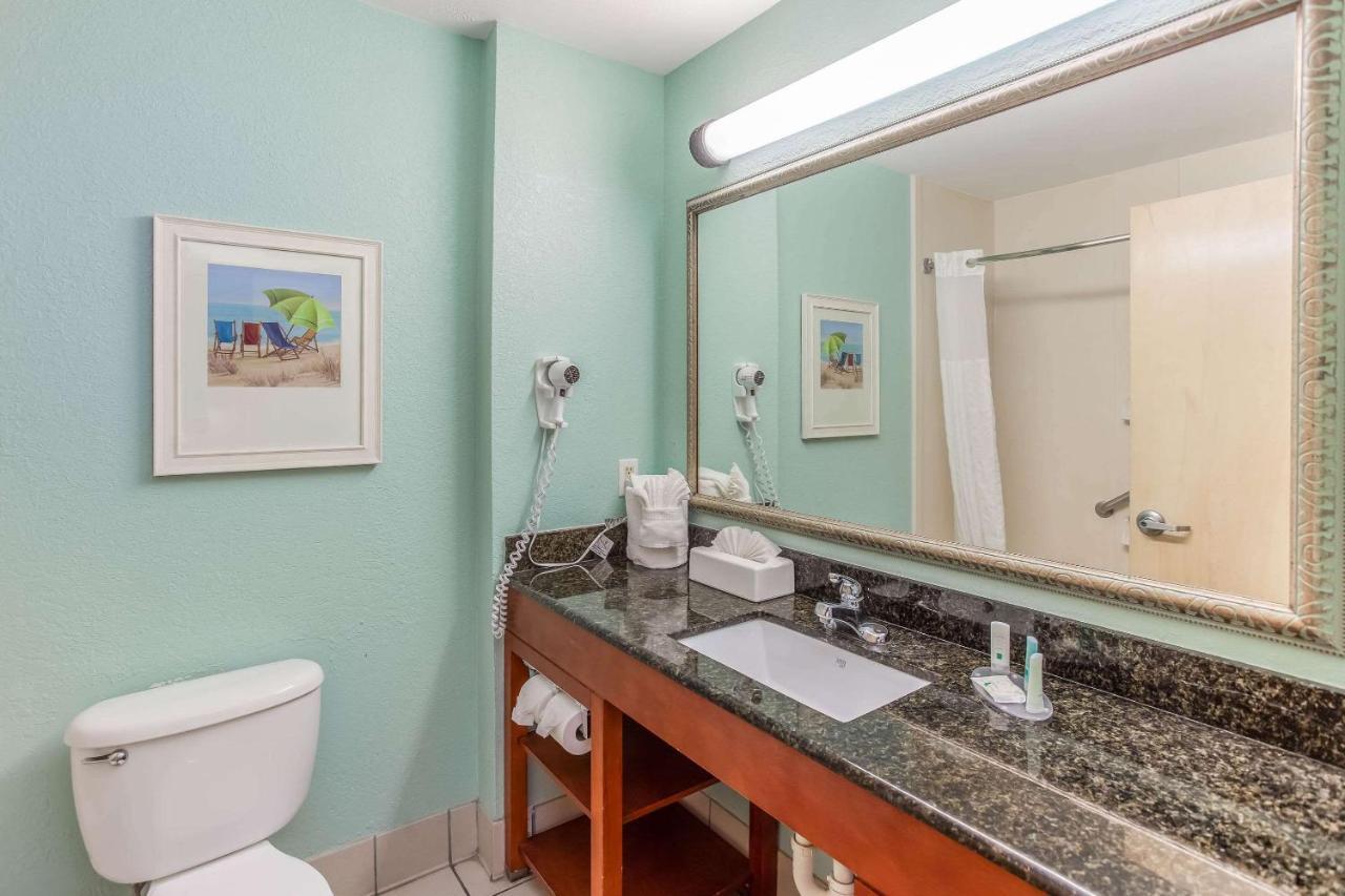 Queen Suite met Queensize Bedden en een Gedeeltelijk Uitzicht op de Oceaan