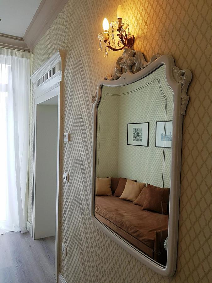 Deluxe Double Room Balcony