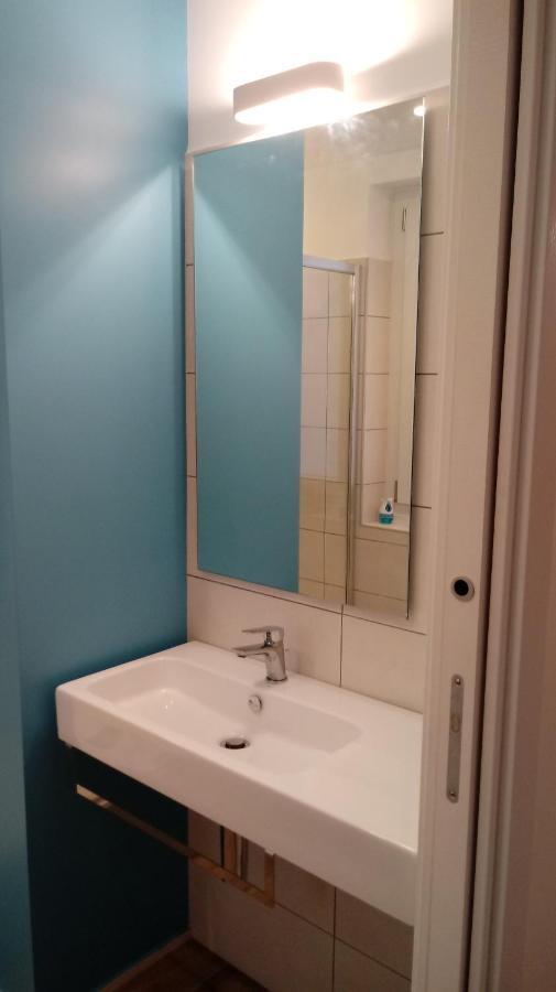 Double or Twin Room Private Bathroom