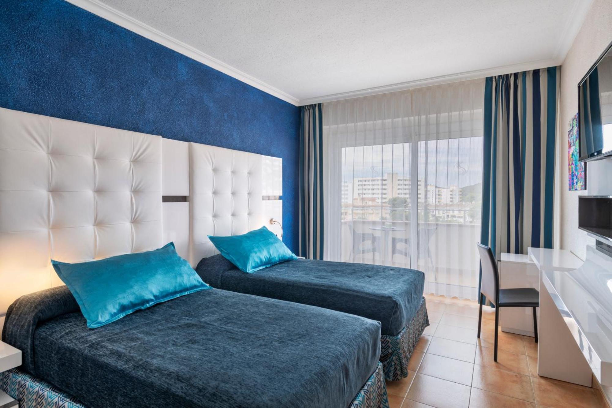 Deluxe Room Spa Access