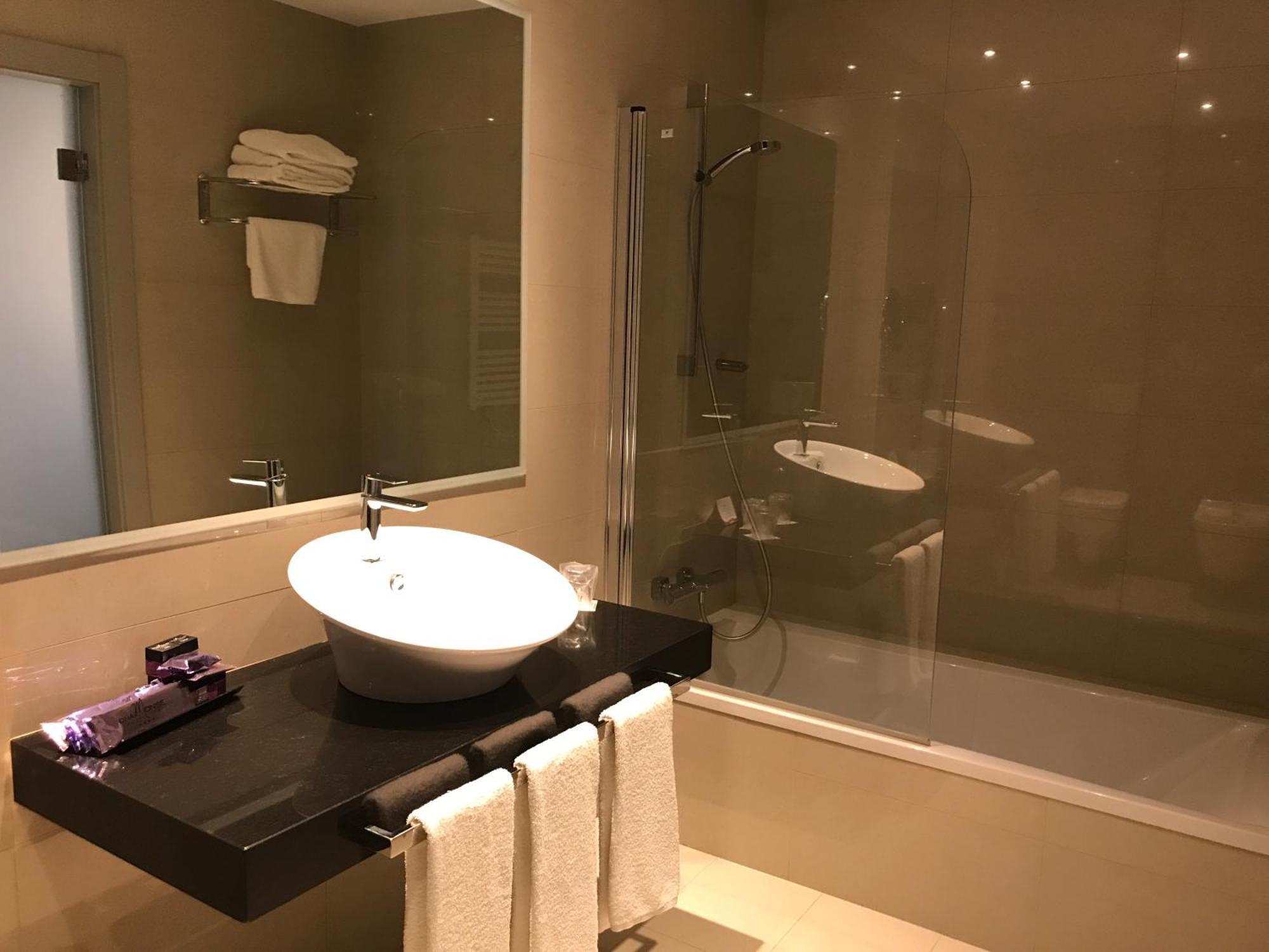 Triple Room Lake View