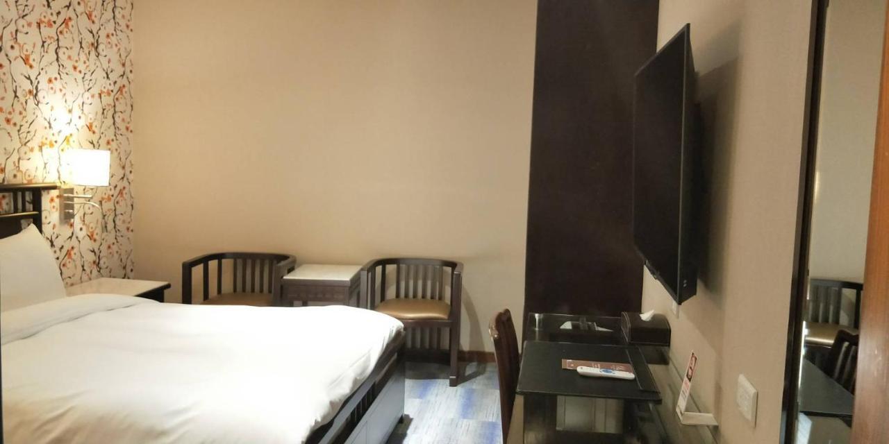 Budget Double Room (Basement B1)