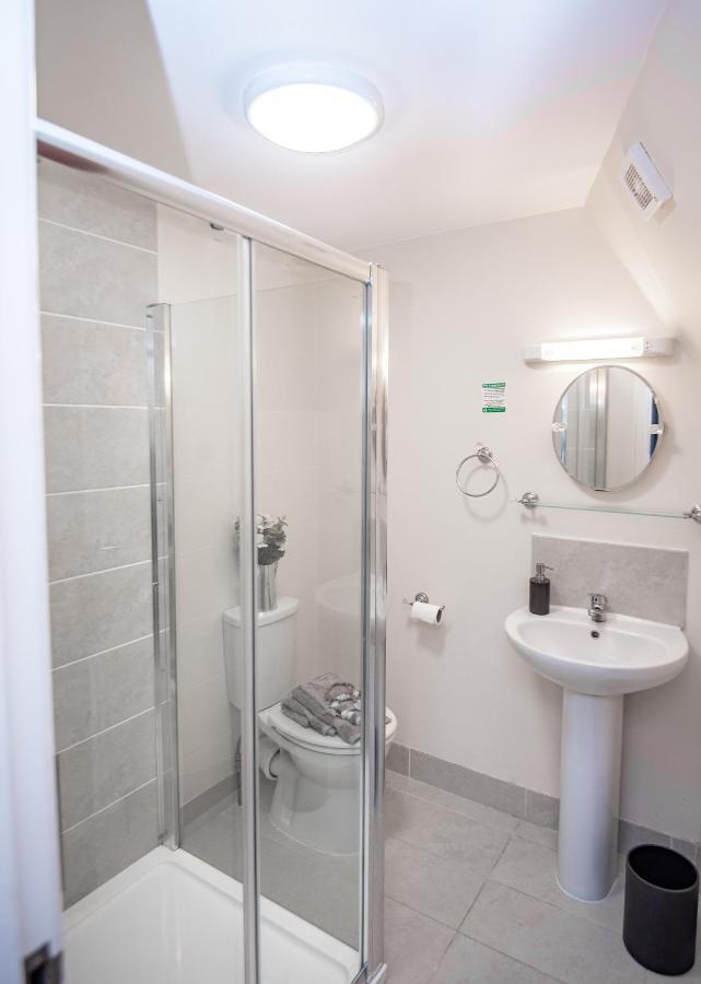 Double Room,925577200:JPEG