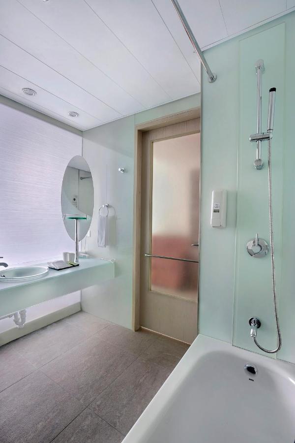 Deluxe Room Wi-Fi