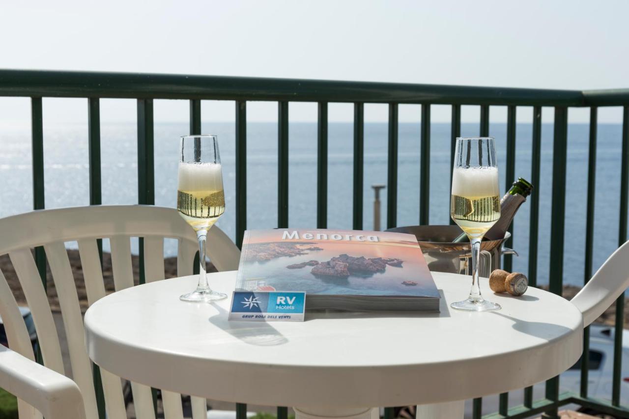 Camera Matrimoniale con Vista Mare (2 Adulti)
