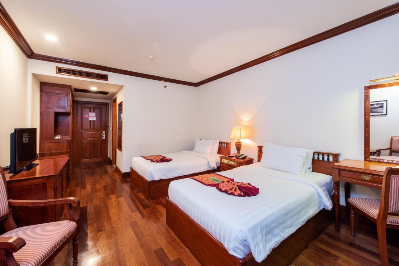 Superior Twin Room