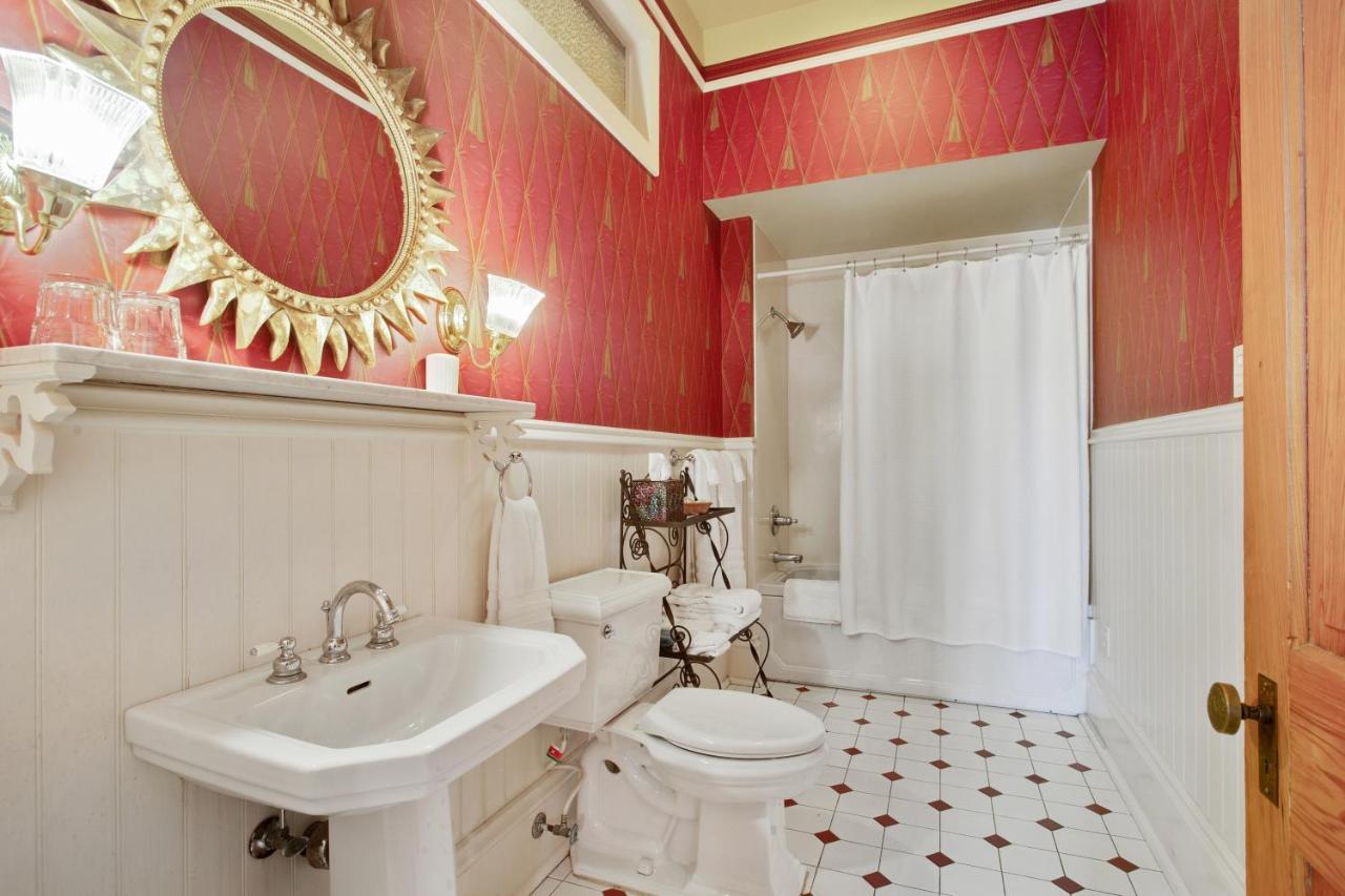 Chambre Lit King-Size Supérieure avec Balcon