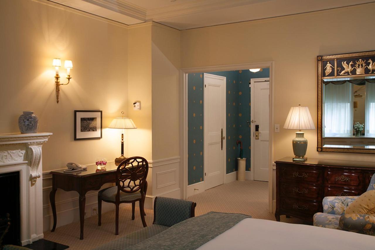 Interior King Room