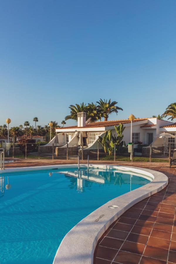 Bungalow Terrace Pool view