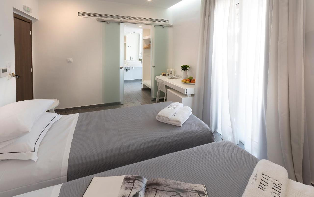 Deluxe Double or Twin Room,930017668:JPEG