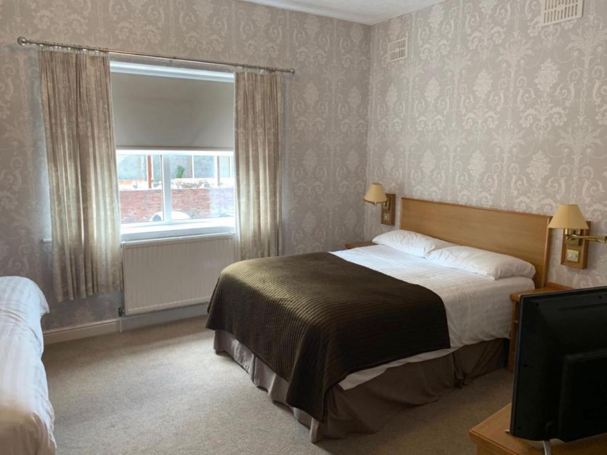 Standard Triple Room,1307656648:JPEG