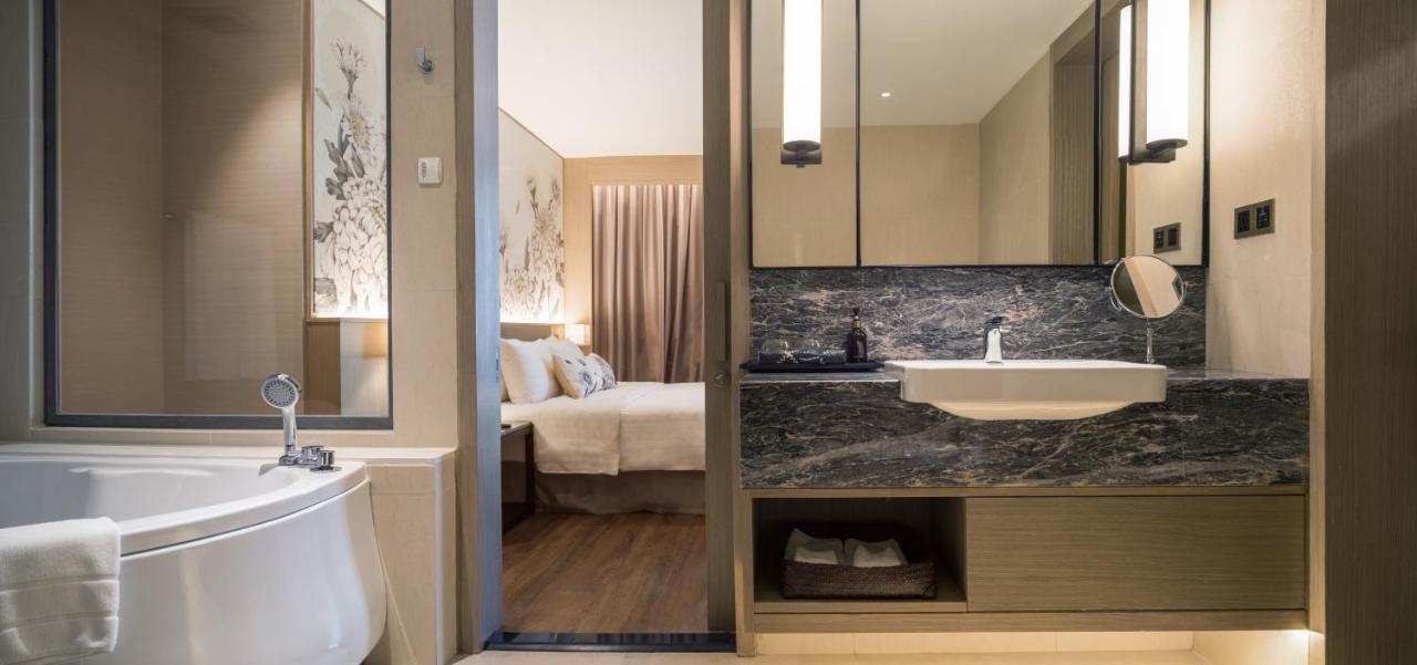 2 Bedroom Family Suite Chrysanthemum Suite