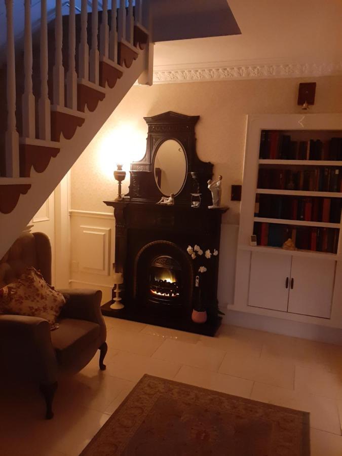 Double Room Four Poster Bed