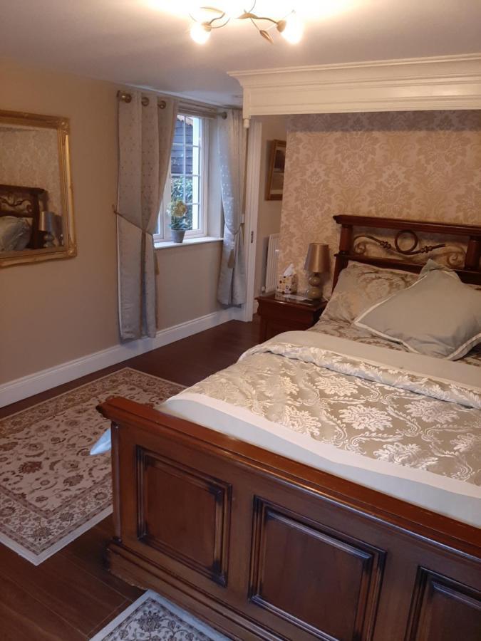 Large One Bedroom Suite