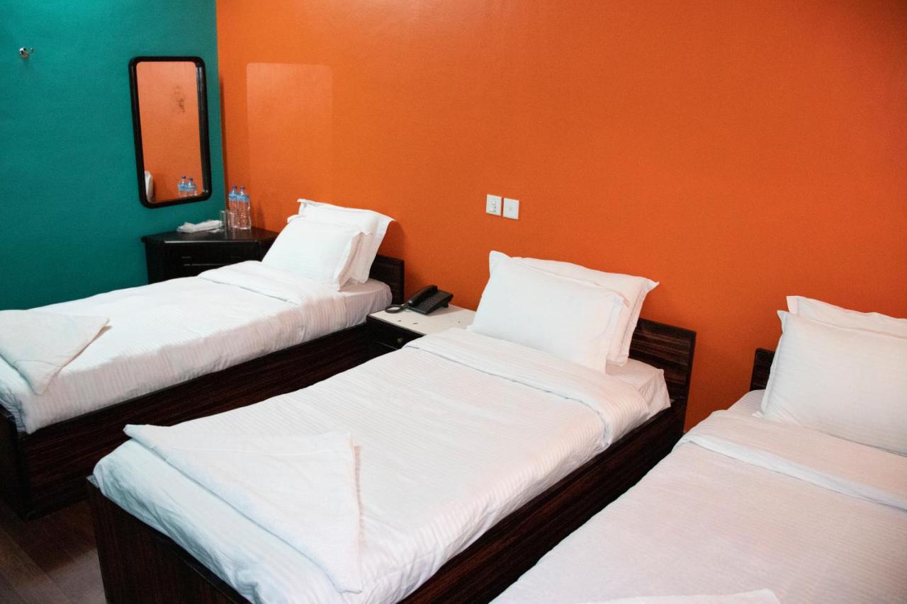 Quarto Triplo Standard