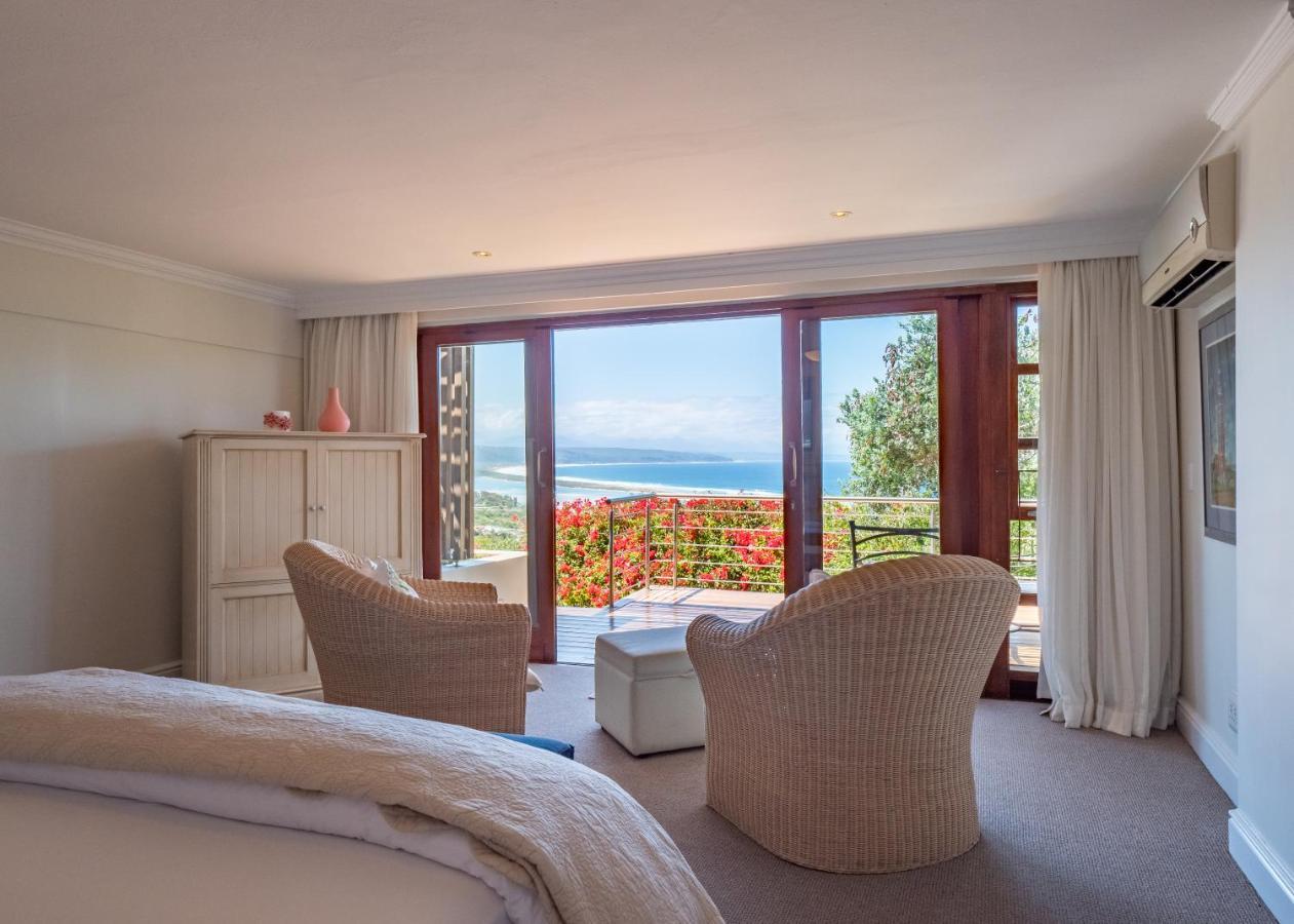 Luxury Suite Ocean Lagoon View 6