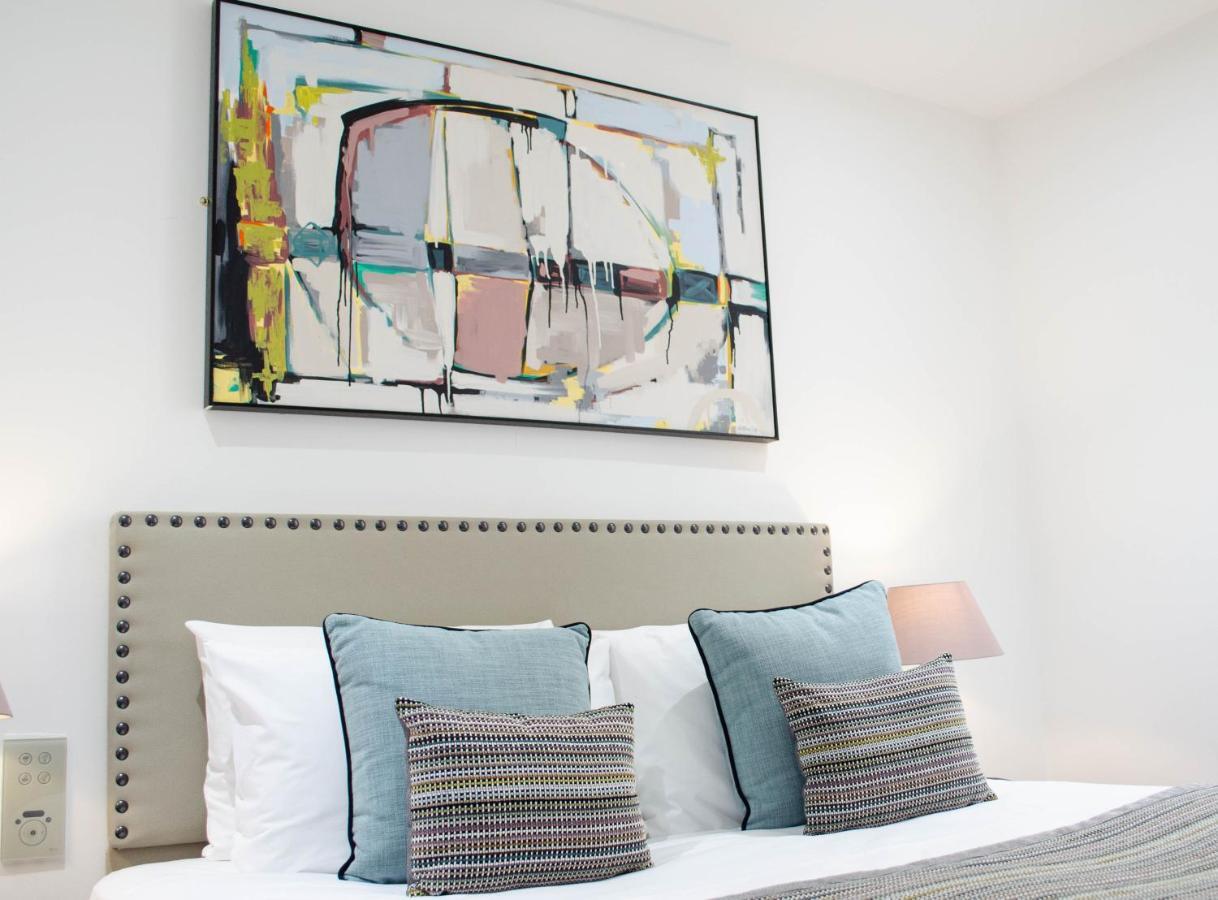 Executive One-Bedroom Apartment
