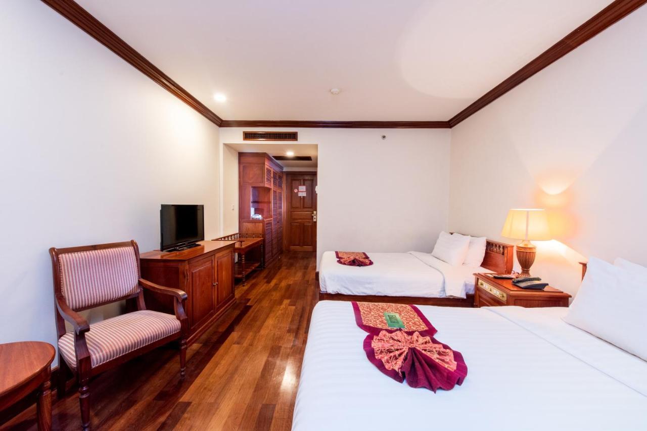 Superior Twin Room