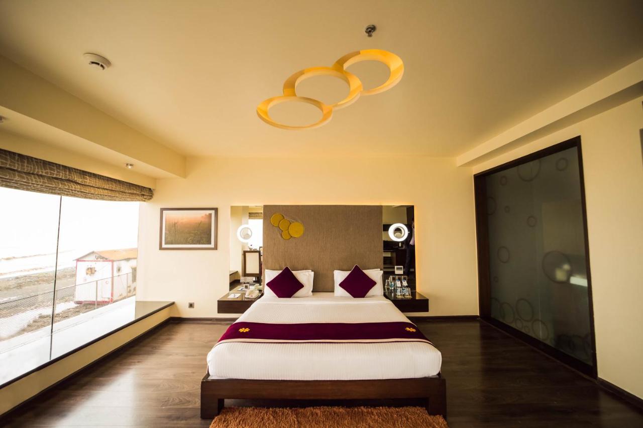 Super Deluxe Room
