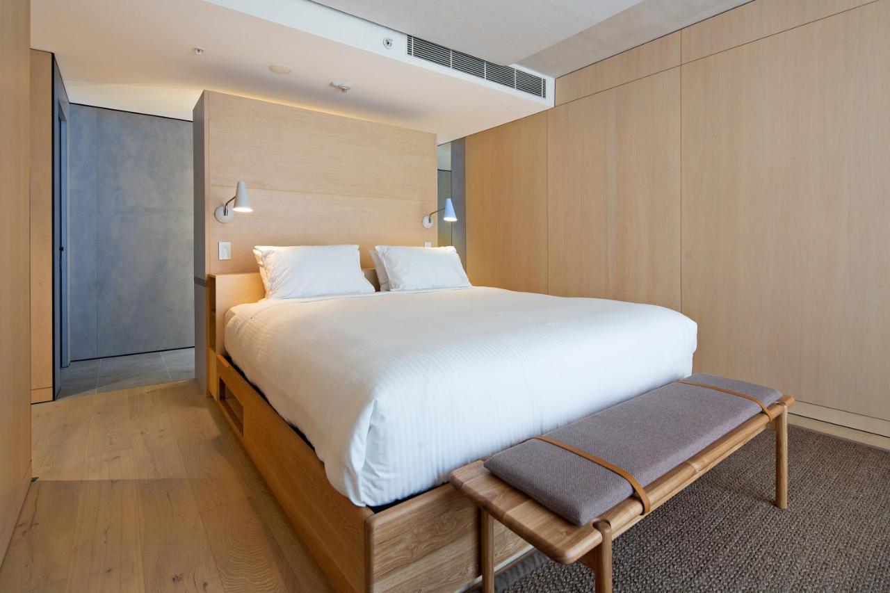 Sky Room Bath
