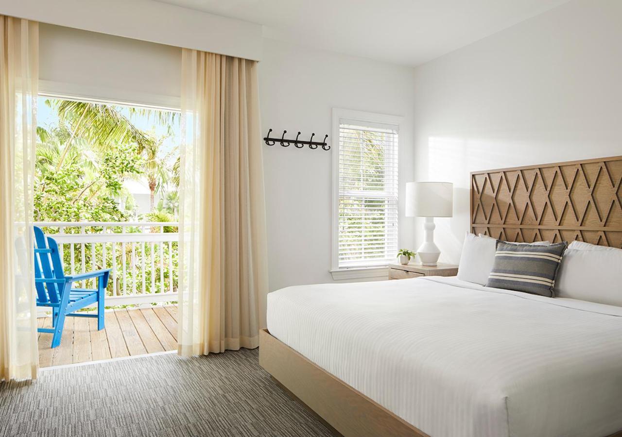 One-Bedroom Queen Suite Garden View Disability Access