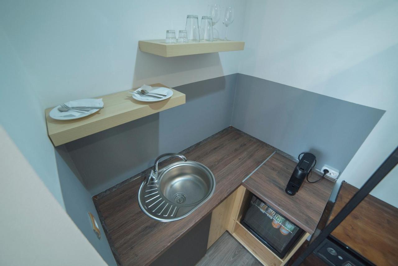 Studio Apartment