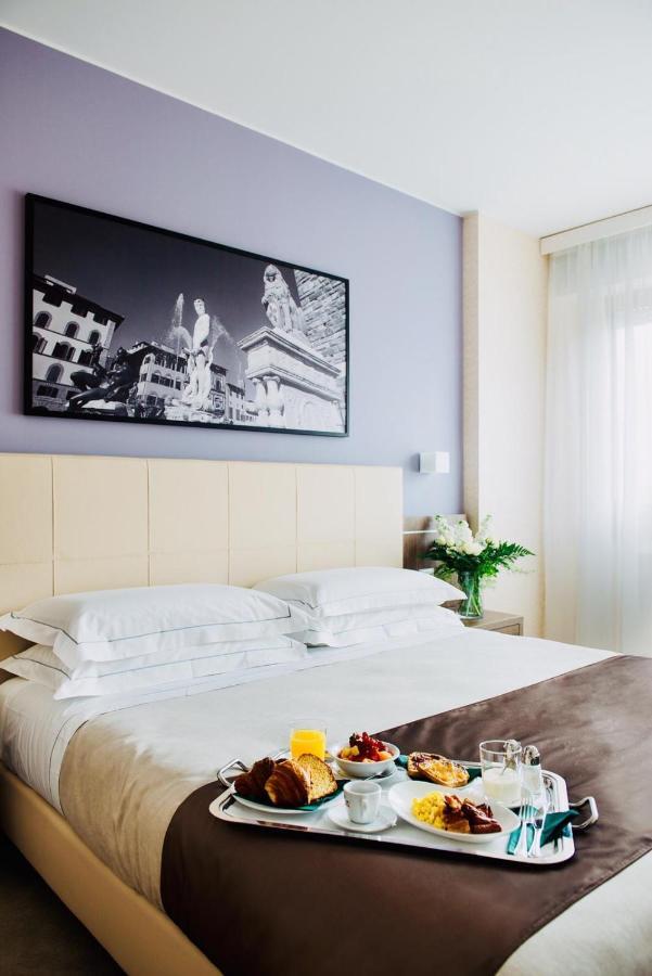 Doppel- oder Zweibettzimmer