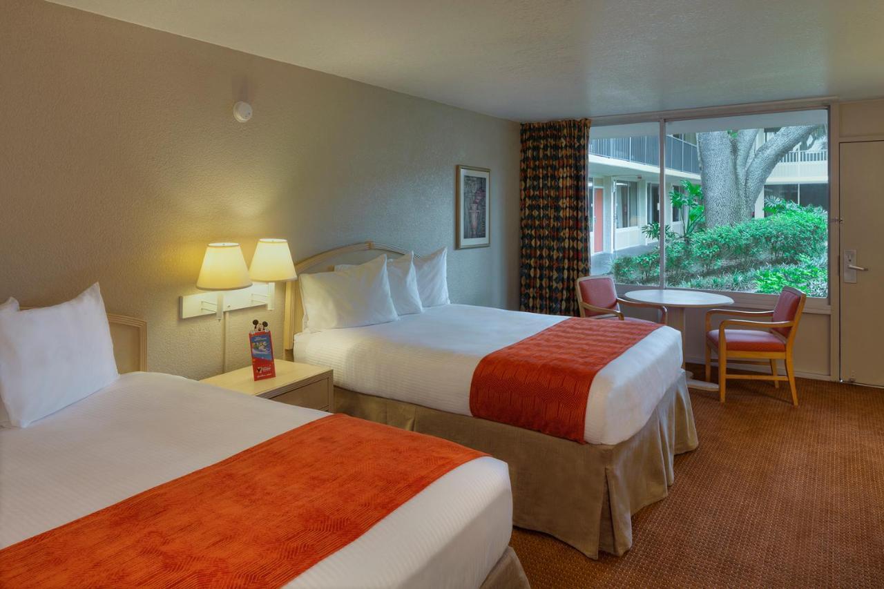 Queen Room Two Queen Beds Pet Friendly or Non-Smoking