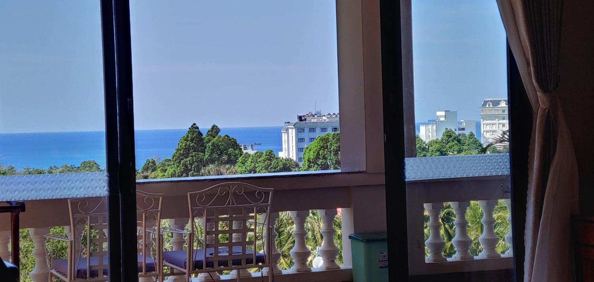 Quadruple Room with Sea View,752179343:JPEG
