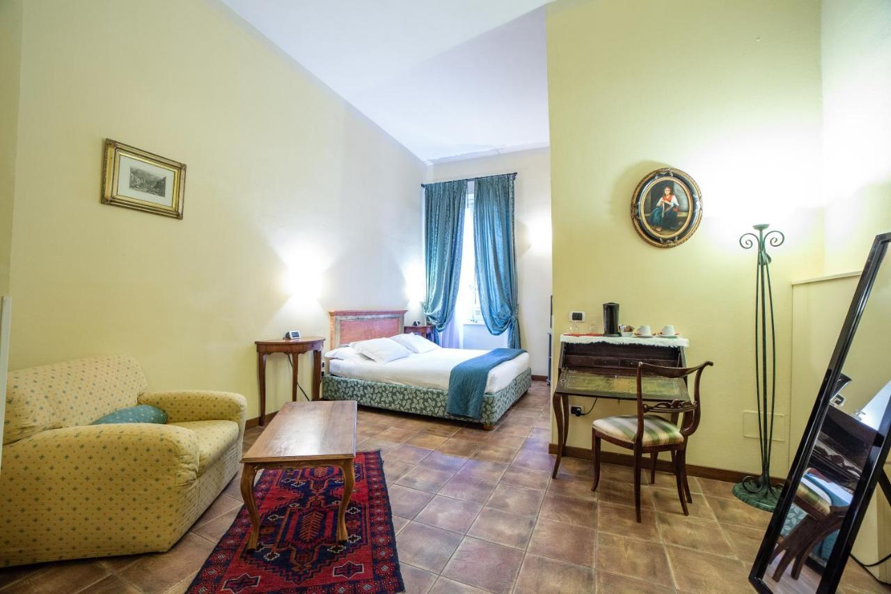Classic Triple Room
