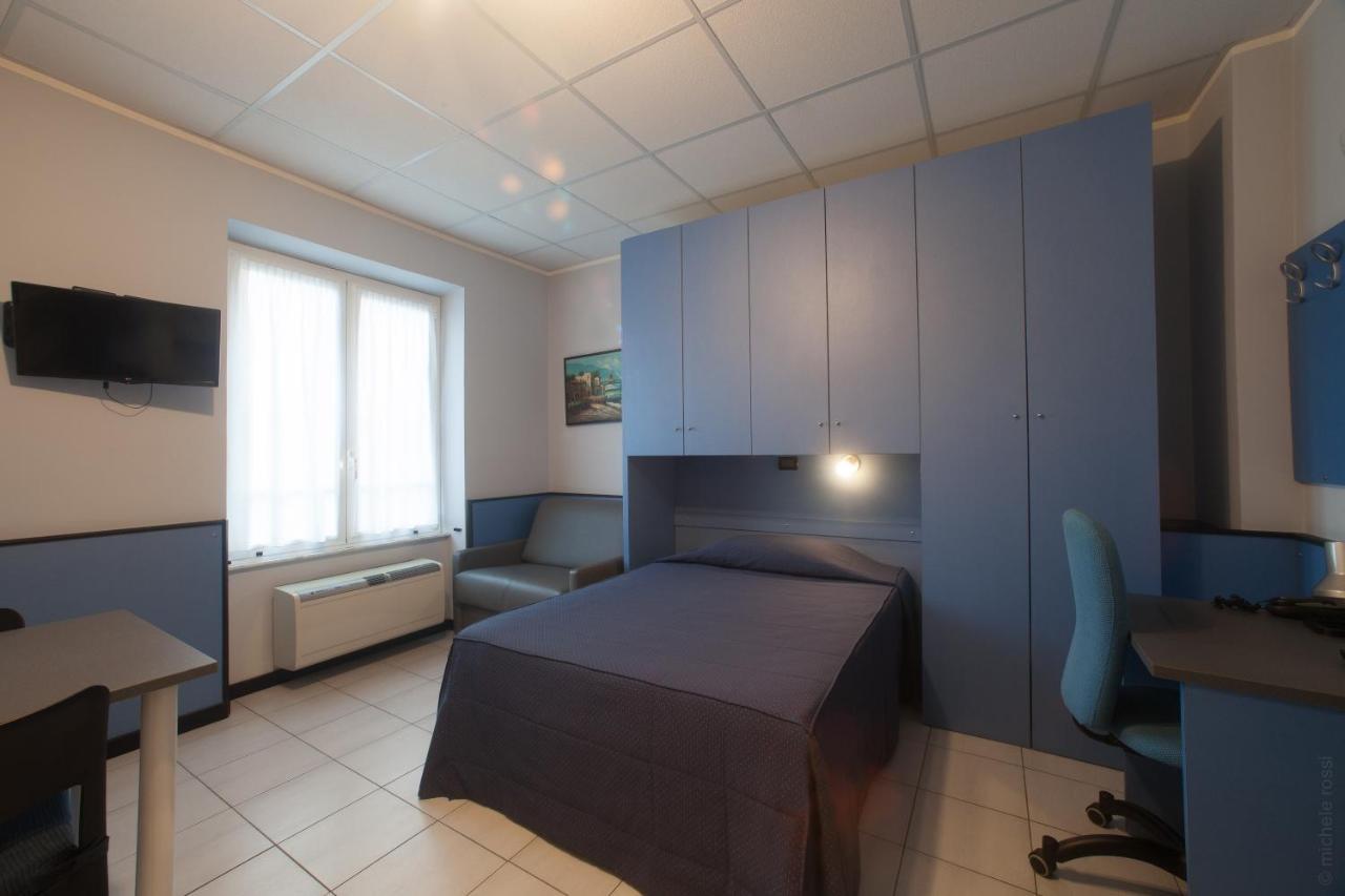 Queen Room with Kitchenette - Annex