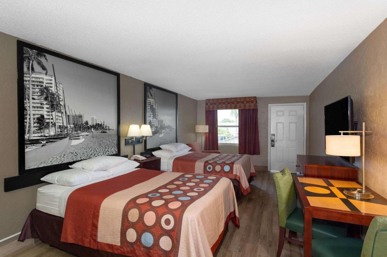Double Room Two Double Beds Smoking