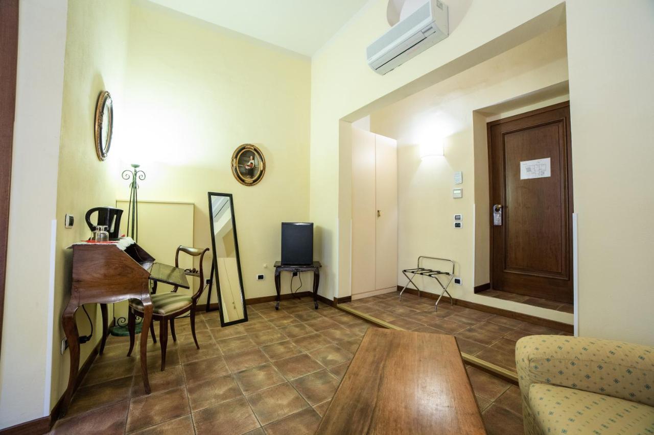 Classic Triple Room