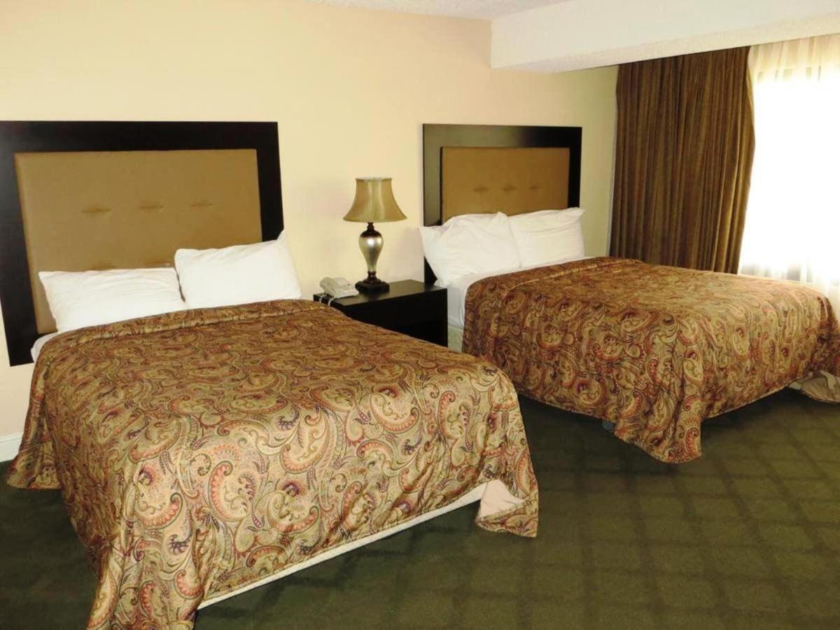 One-Bedroom Deluxe Apartment NO RESORT FEE