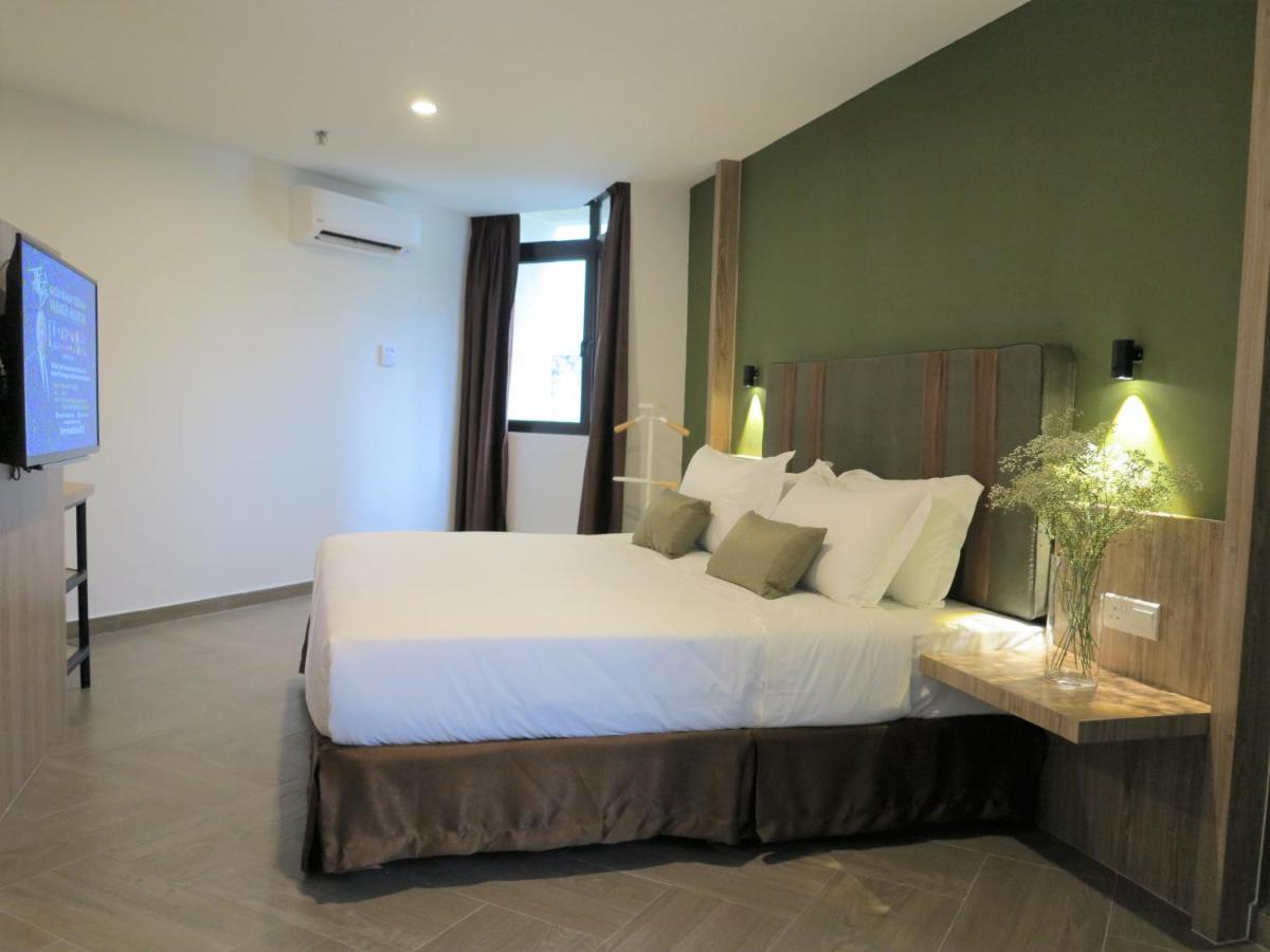 Executive Suite