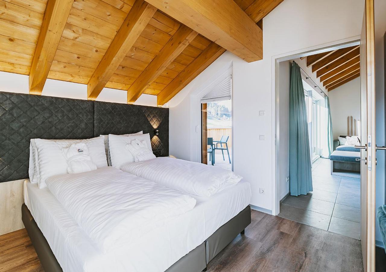 Four-Bedroom Penthouse Sauna,1287899263:JPEG