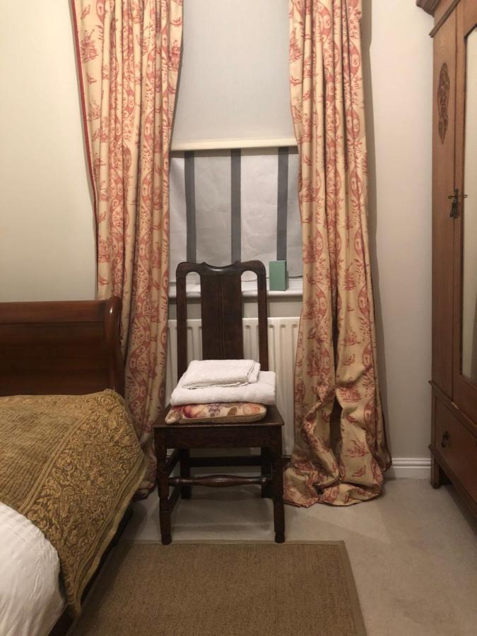 Single Room,948733927:JPEG