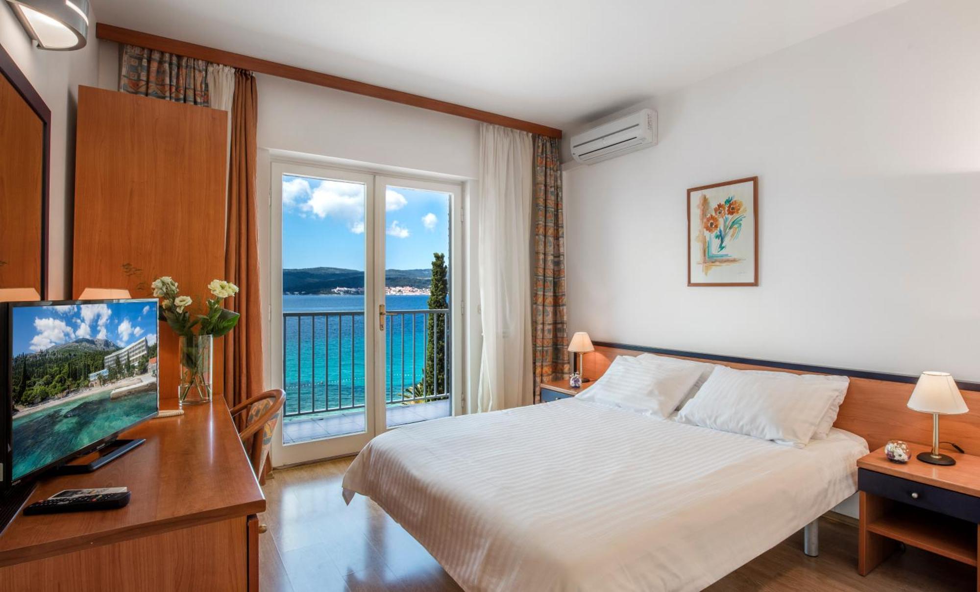 Comfort Double Room Balcony Sea View,1436016181:JPEG