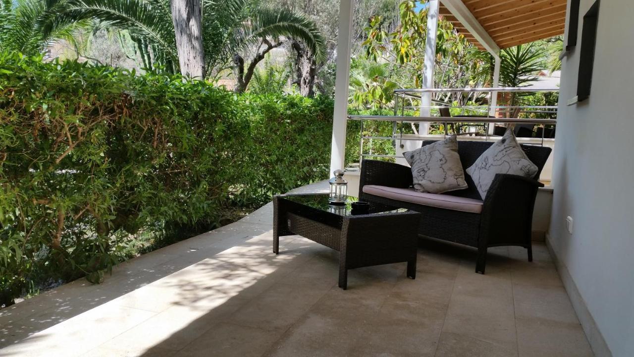 Bungalow Suite