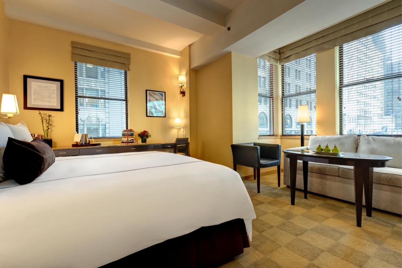 Junior Suite One King Bed
